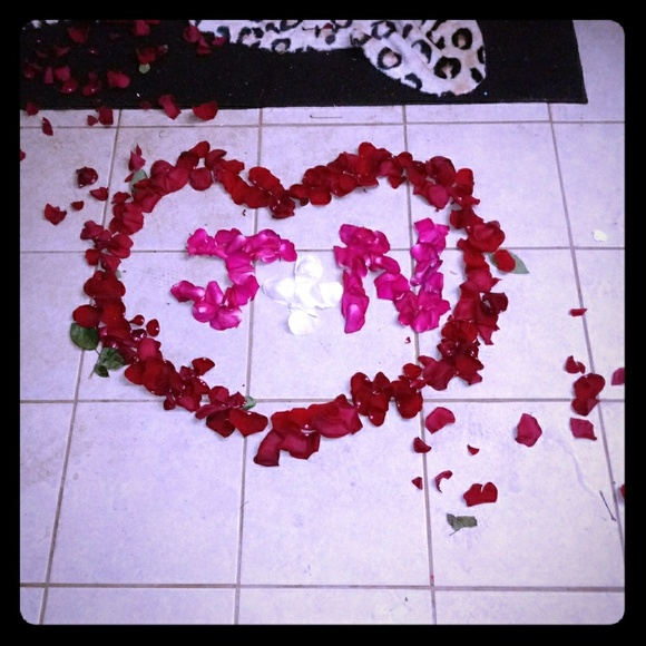 Meet your Posher, Julian - Picture 1 of 1